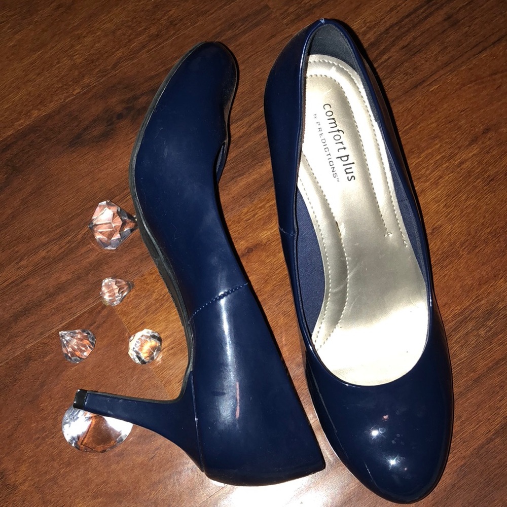 Navy Blue Heels🦋